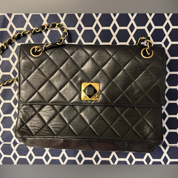 Vintage Chanel Flap Bag - Picture 13 of 15